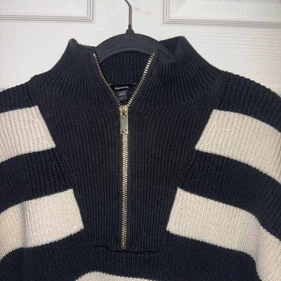 Express Black and Cream Knit Sweater - Picture 2 of 4